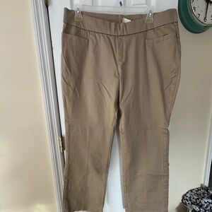 Lee Style Up Beige Trousers.